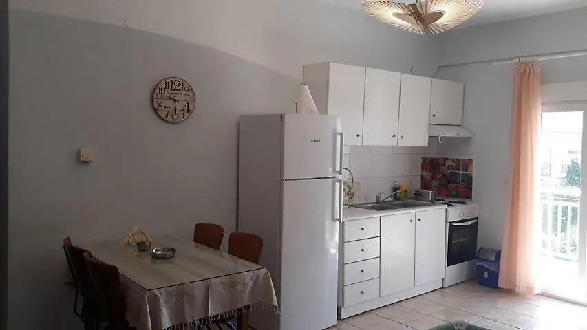 Baka'S House Apartments 이에리소스
